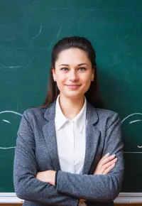 CV nauczyciela – jak stworzyć? Gdzie znaleźć darmowy kreator CV?