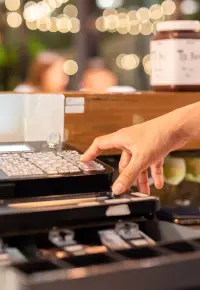 Zawieszenie działalności a kasa fiskalna