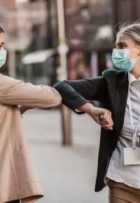 Sytuacja pandemiczna w obiektywie pracodawcy: eksperci HR