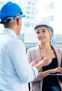 Szkolenie z bhp pracownika obcojęzycznego: w jakim języku je przeprowadzać?