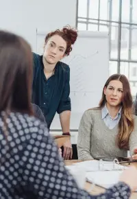 Trudne rozmowy z pracownikami: jak je przeprowadzać?