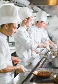 CV kucharz – jak powinno wyglądać dobre CV?