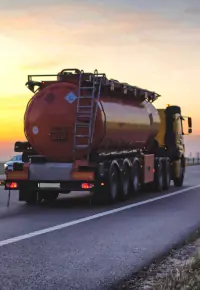 Zaświadczenie ADR – dla kogo? Jakie są koszty?