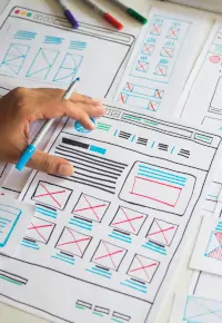 ATF na Twojej stronie firmowej – czym jest? Co powinno się tam znaleźć?