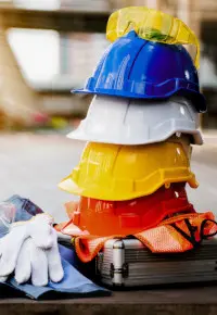 Coraz mniej wykwalifikowanych pracowników fizycznych – pracodawcy mają problem