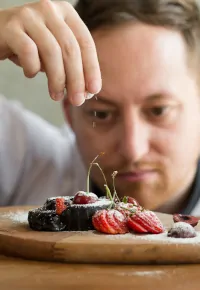 Cukiernik – jak zostać, wymagania, kurs, zarobki