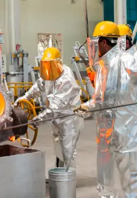 Czynniki szkodliwe w miejscu pracy: co to jest gorączka metaliczna?