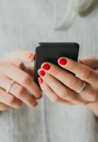 Dowód osobisty w telefonie. Czym jest mTożsamość?