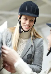 Instruktor jazdy konnej – jak zostać, kurs, wymagania, uprawnienia