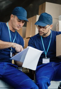 Kurier – praca, warunki, zarobki