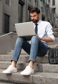 Poszukiwanie nowej, lepszej pracy – co robić, by nie wzbudzać podejrzeń?