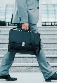 Poszukiwanie pracy – gdzie znaleźć oferty? Część 1 – prasa, telewizja, radio, urzędy pracy itp.