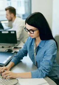 Branża IT otwarta na młodych programistów i bez doświadczenia