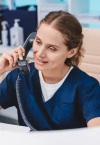 Sekretarka medyczna – co robi? Ile wynosi średnie wynagrodzenie w tym zawodzie?