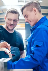 Staż z urzędu pracy – korzyści dla pracodawcy i pracownika