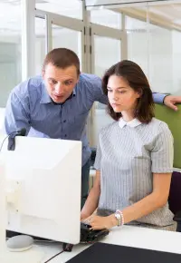 Szkolenia i kursy zawodowe – jak wybrać najlepsze?