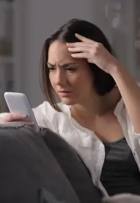 Telefon służbowy po godzinach pracy