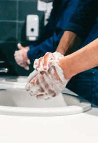 Toalety w miejscu pracy – rozporządzenie, przepisy BHP