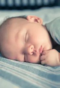 Ubezpieczenie od urodzenia dziecka a inne świadczenia na dziecko