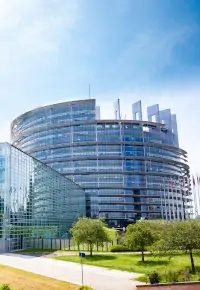 Staż w Unii Europejskiej – spróbuj szans w instytucji UE