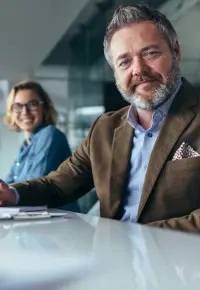 Umowa etatowa – co to jest i na czym polega?