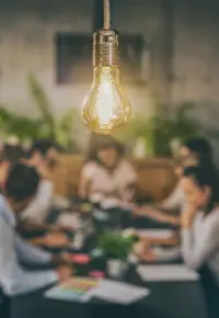 Umowy śmieciowe – wady i zalety