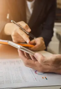 Vesting – czym jest? Jaki ma cel?