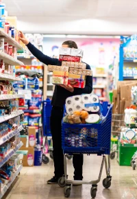 Wielki Piątek, Wielka Sobota – czy sklepy są otwarte? Wielkanoc 2026 z ograniczeniem handlu