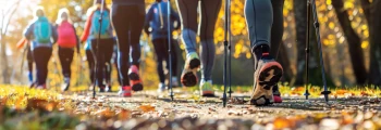 Instruktor nordic walkingu – jak zostać, kurs, wymagania, zarobki