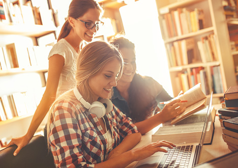 Jaka umowa dla studenta