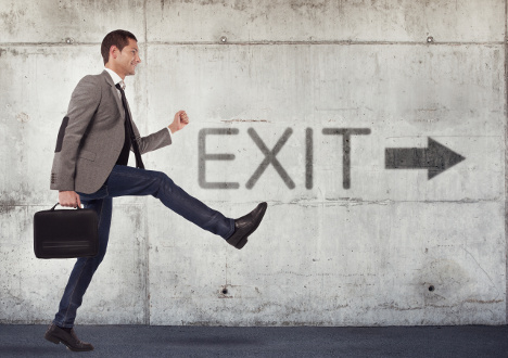 Praca wyjścia prywatne – konsekwencje, odpracowanie, przepustka, ewidencja