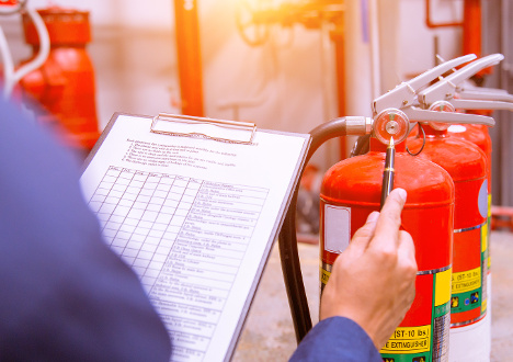 Technik BHP - uprawnienia, praca, zarobki