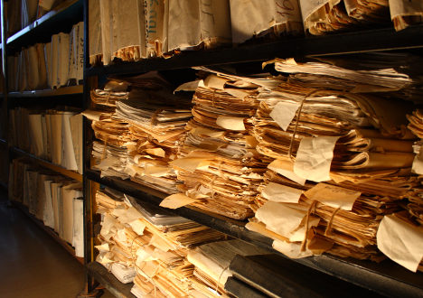 Archiwista - opis zawodu, jak zostać, praca, kurs, zarobki