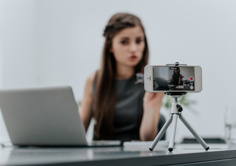 Autoprezentacja - jak napisać, zasady, korzyści, przykład