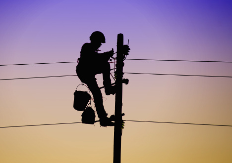 Elektryk - kim jest, praca, zarobki