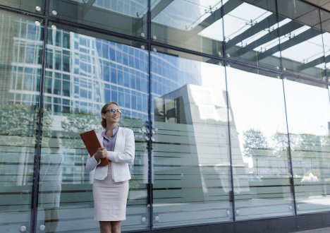 Introwertyk w pracy - porady, jak zbudować relacje