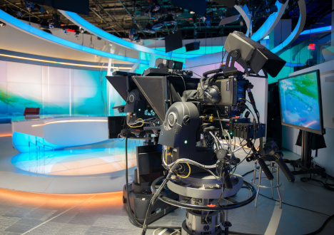 Prezenter telewizyjny - jak zostać, wymagania, cechy, specyfika pracy