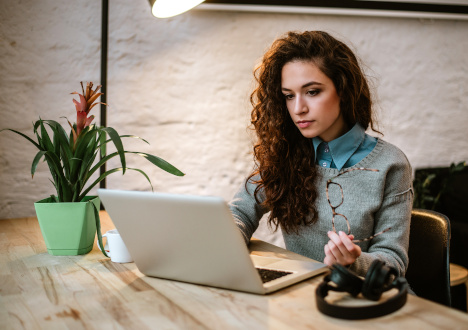 Jak zarobić w Internecie?