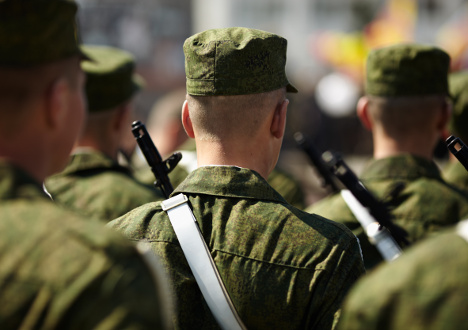 Żołnierz zawodowy - praca, ustawa, zarobki