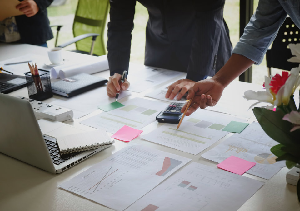 Spółka akcyjna - charakterystyka, wady i zalety, założenie i rozwiązanie