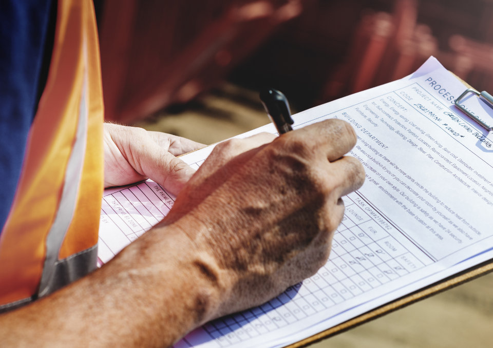 Jak zostać inspektorem BHP 