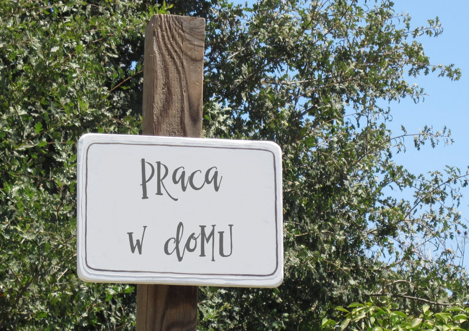 Praca chałupnicza - co to jest, chałupnictwo bez wkładu, praca dla niepełnosprawnych