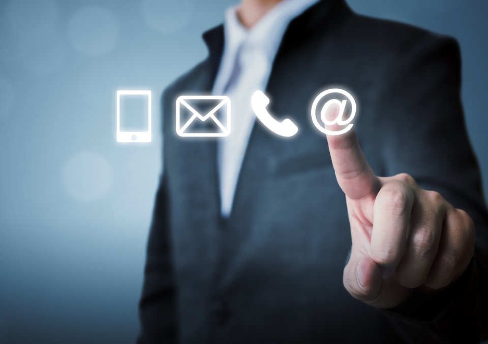 Kontakty biznesowe – jak je nawiązać, korzyści