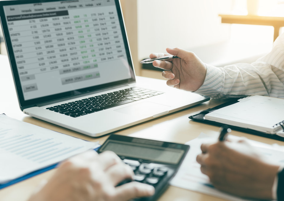 Kredyt obrotowy dla firm – o czym warto wiedzieć