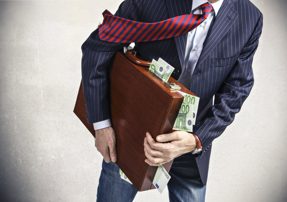 Regulamin wynagrodzenia a zasada tajności indywidualnego wynagrodzenia za pracę